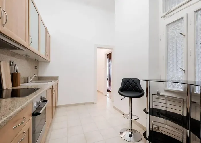 Apartament Oktober 6/8